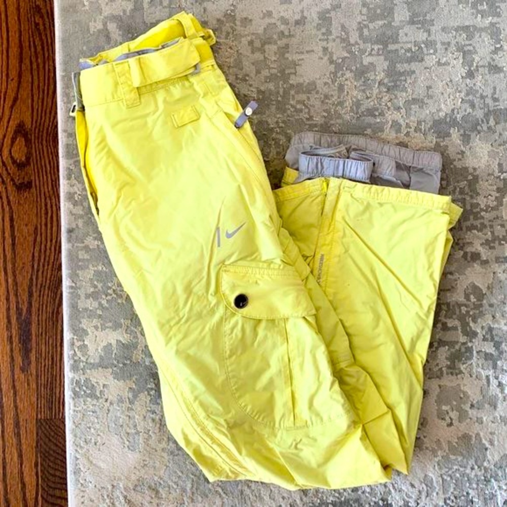 Womens Nike Snowboard Pants